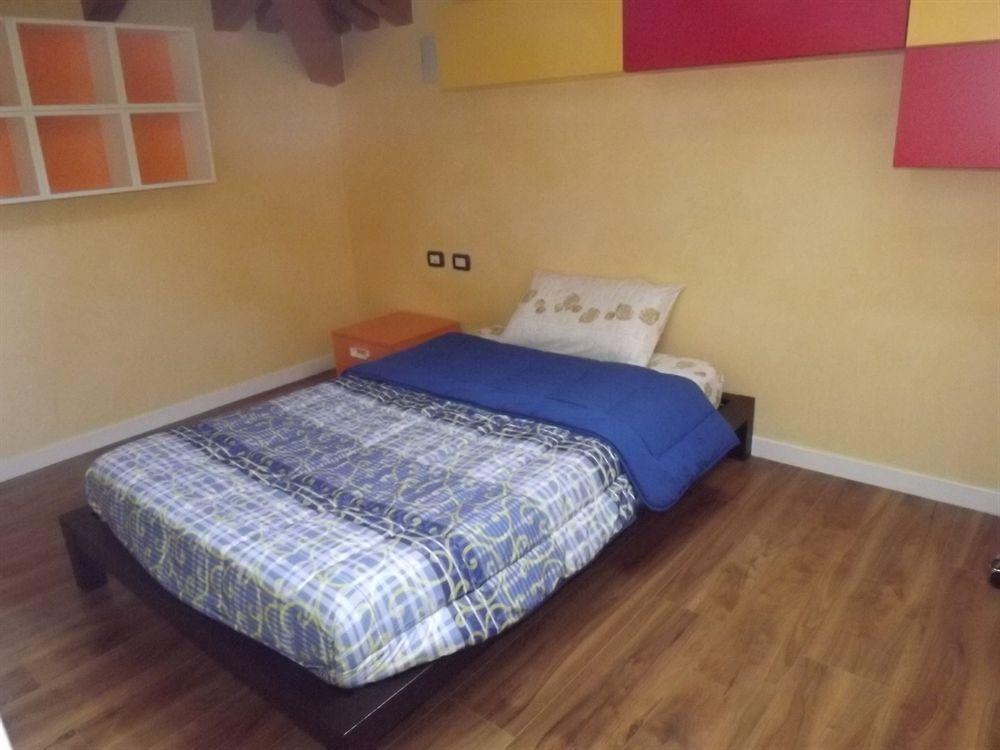 Bed and Breakfast Il Gelsomino Ferno Екстер'єр фото