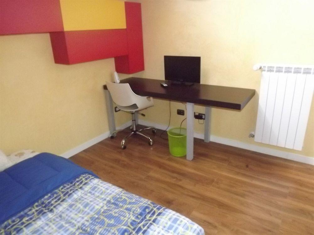 Bed and Breakfast Il Gelsomino Ferno Екстер'єр фото