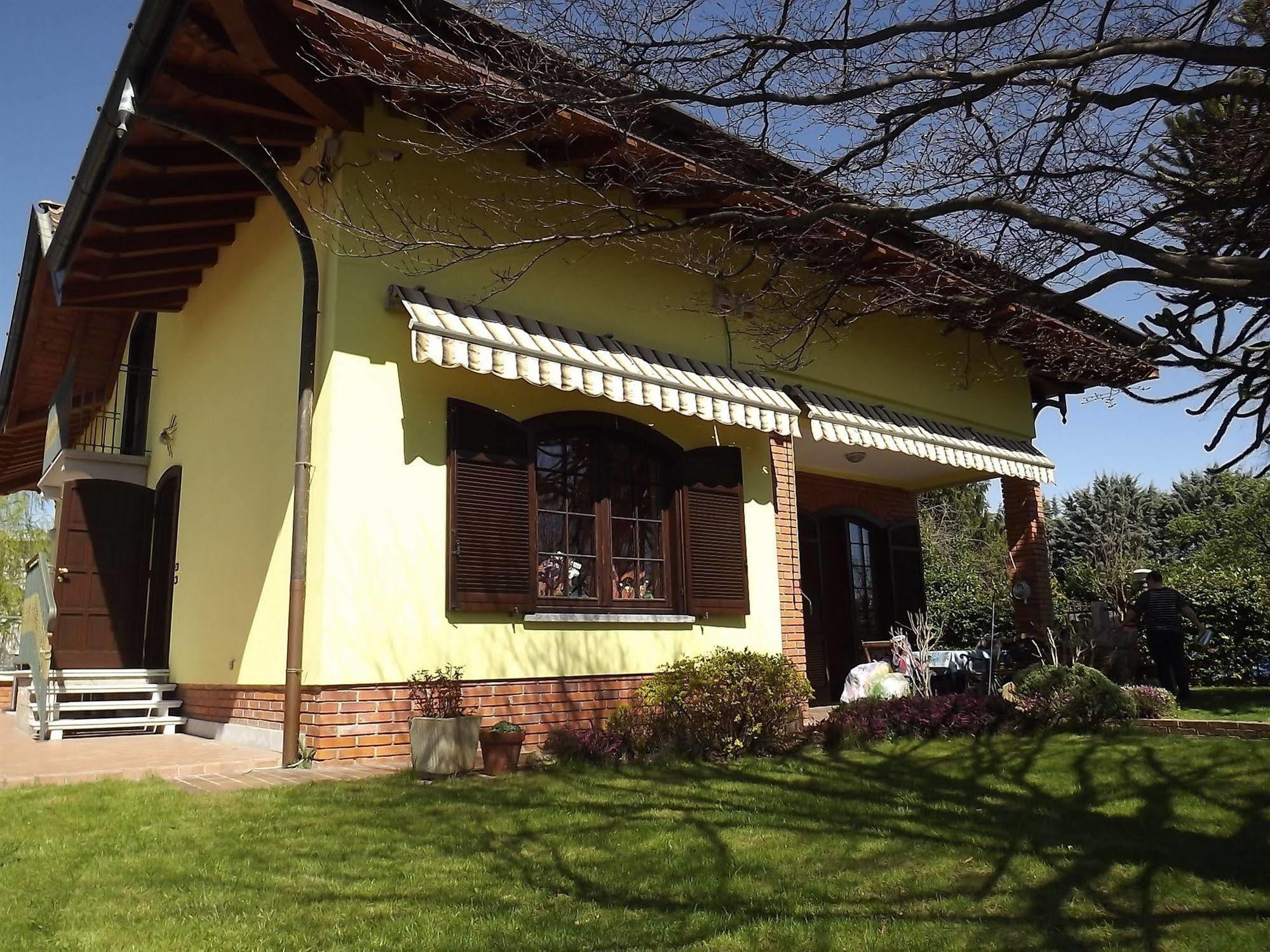 Bed and Breakfast Il Gelsomino Ferno Екстер'єр фото