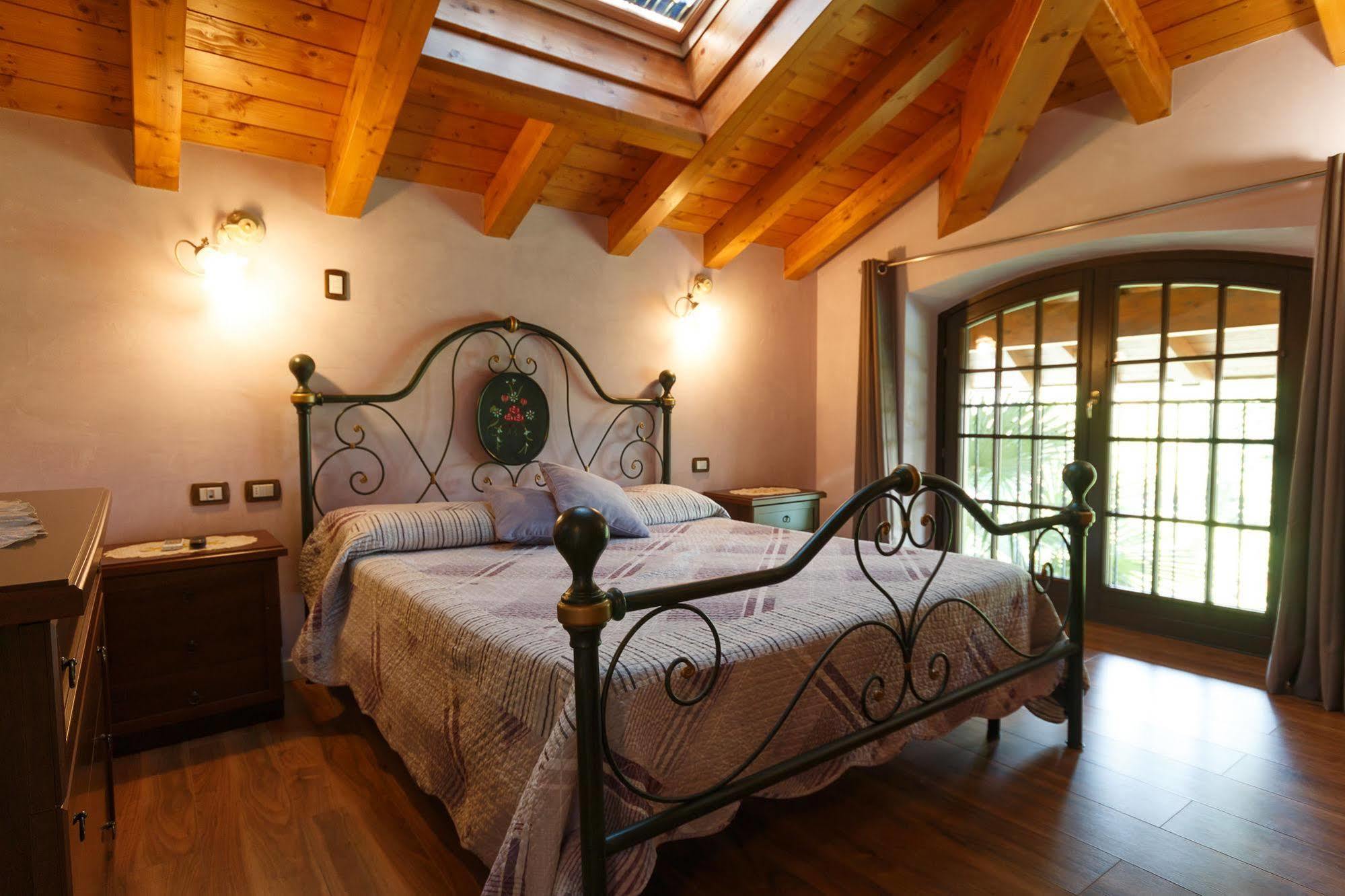 Bed and Breakfast Il Gelsomino Ferno Екстер'єр фото