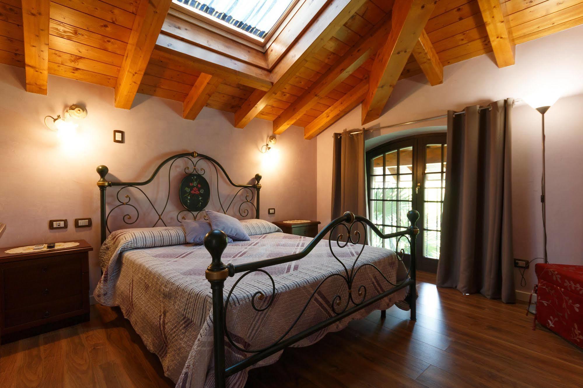 Bed and Breakfast Il Gelsomino Ferno Екстер'єр фото